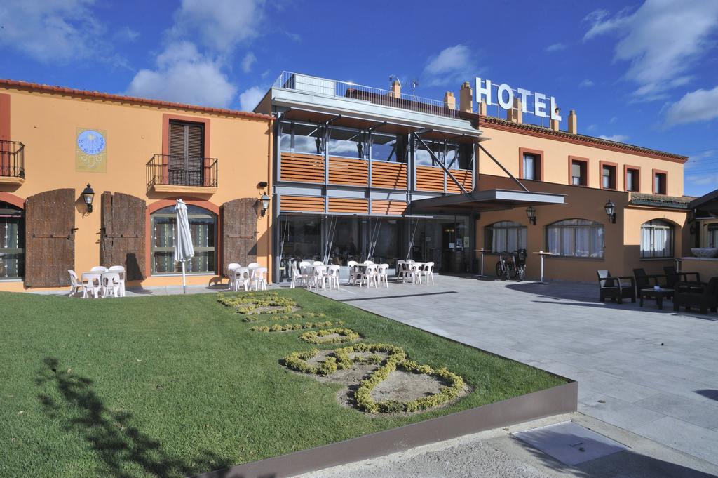 Hotel Restaurant Sol I VI Lavern Екстериор снимка