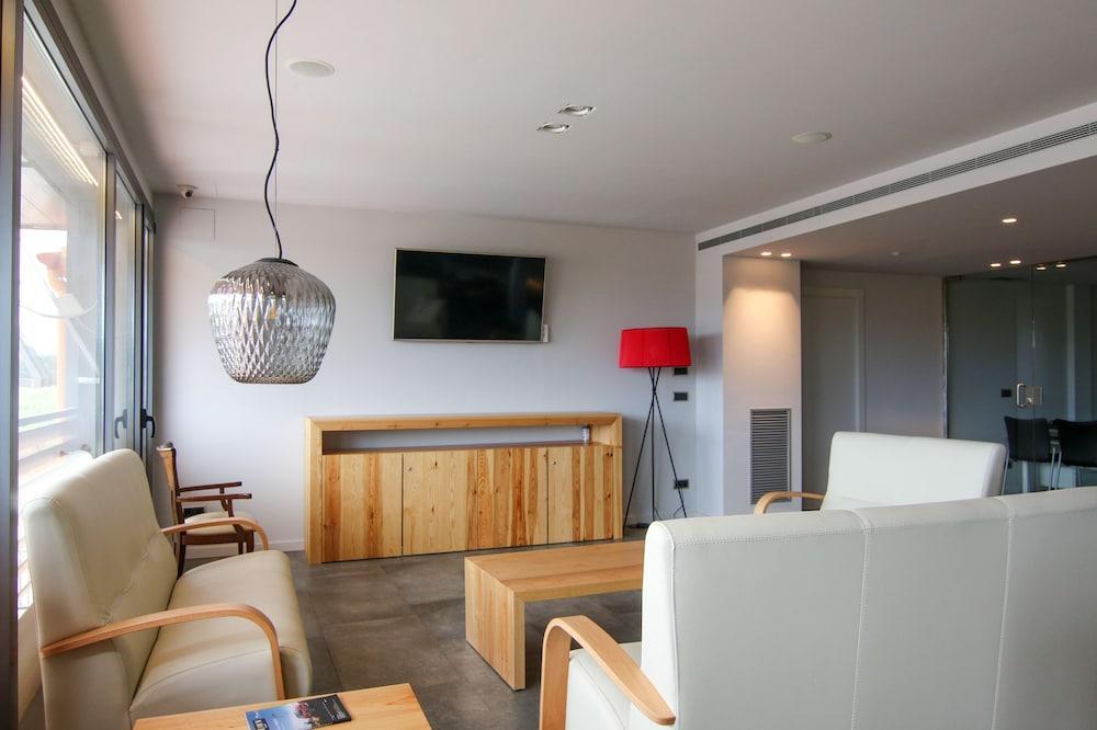 Hotel Restaurant Sol I VI Lavern Екстериор снимка